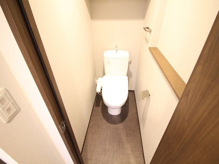 物件内観写真11　(トイレ)