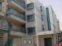 諸福マンションの外観写真