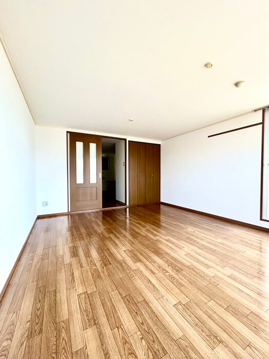 物件内観写真12　(居室)