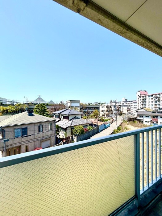 物件内観写真17　(室内からの展望)