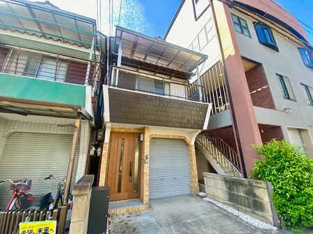 島屋三丁目貸家外観写真