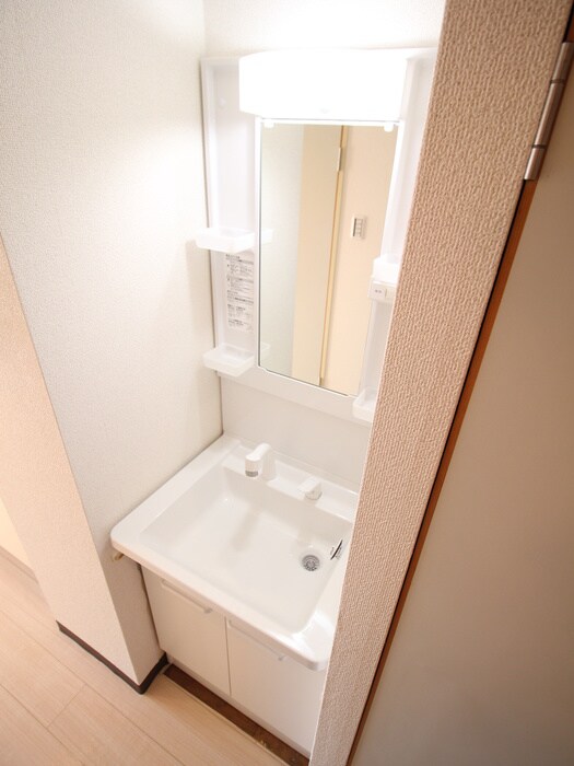 物件内観写真9　(洗面)