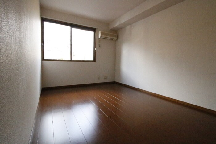 物件内観写真12　(居室)