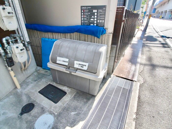 物件外観写真4　(建物設備)