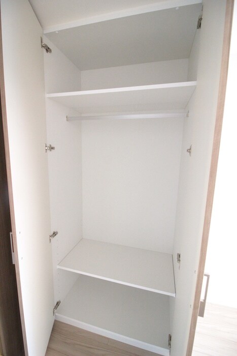 物件内観写真13　(収納)