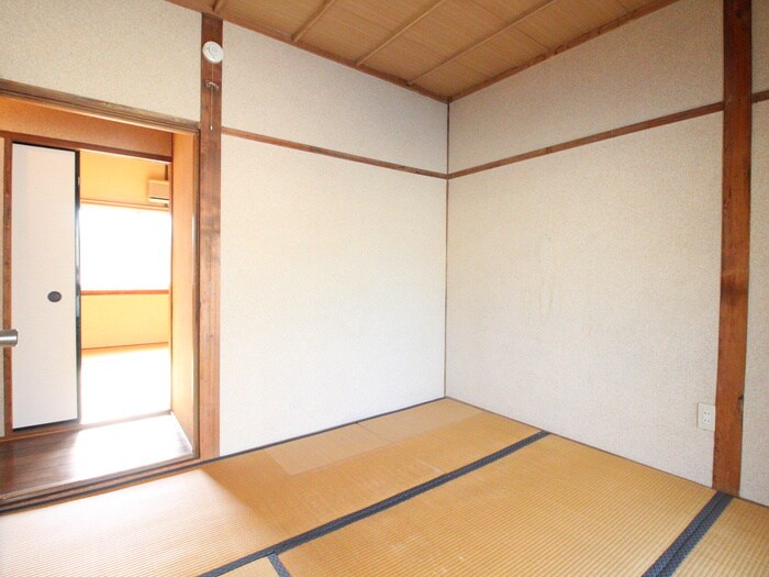 物件内観写真9　(居室)