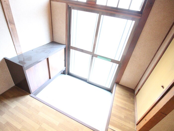 物件内観写真22　(玄関)