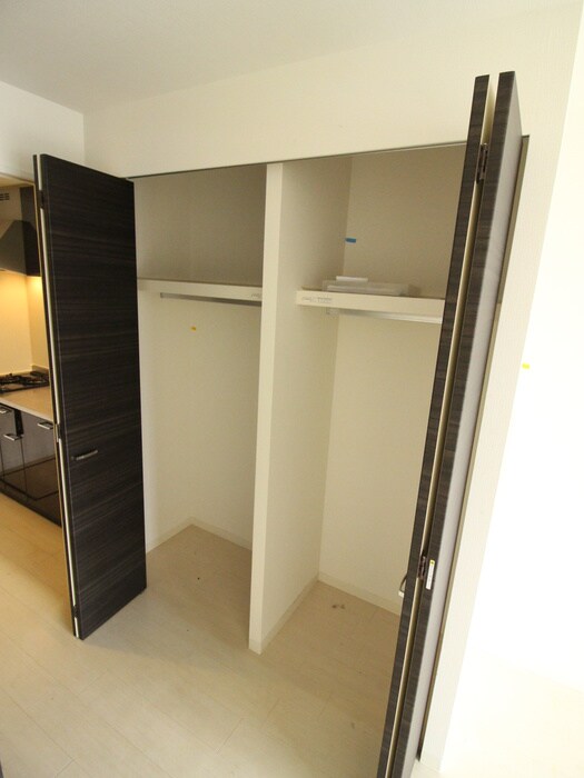 物件内観写真11　(収納)