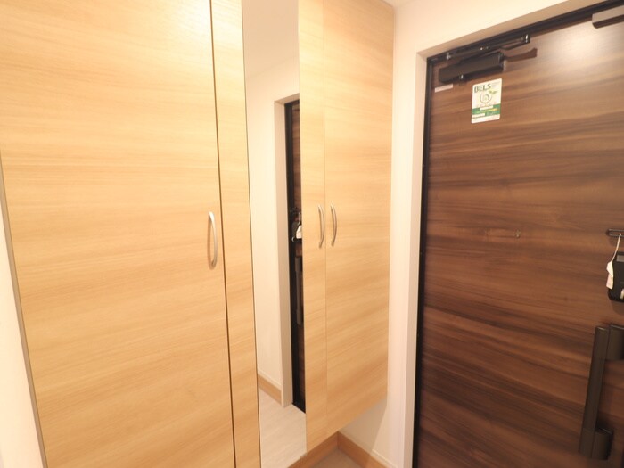 物件内観写真17　(靴箱)