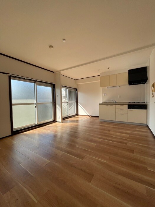 物件内観写真7　(居室)