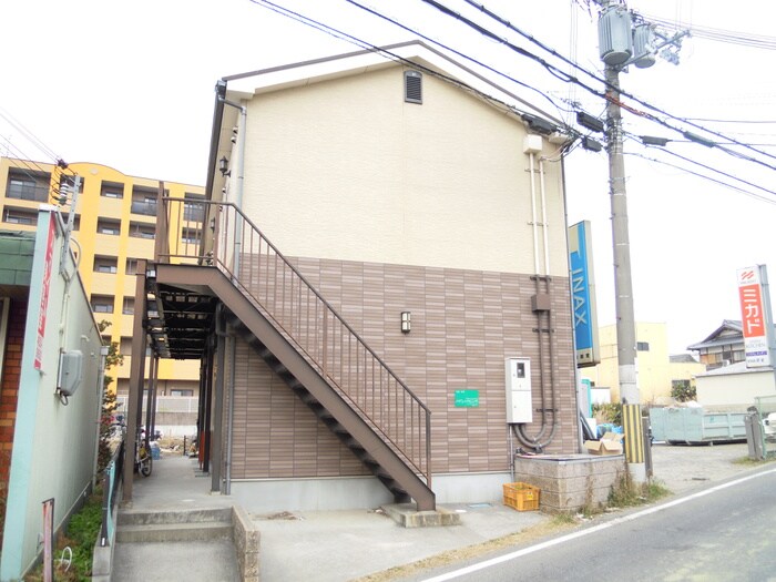 物件外観写真2　(外観写真)