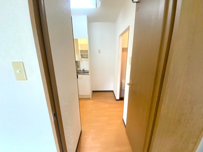 物件内観写真19　(廊下)