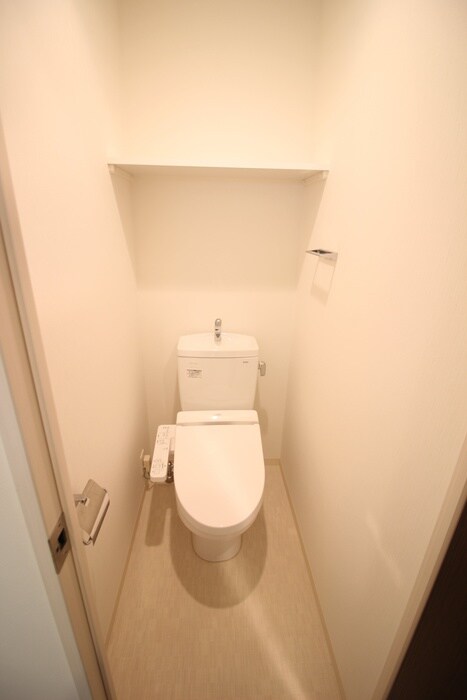 物件内観写真9　(トイレ)