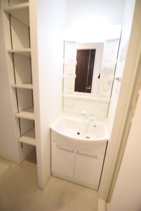物件内観写真10　(洗面)