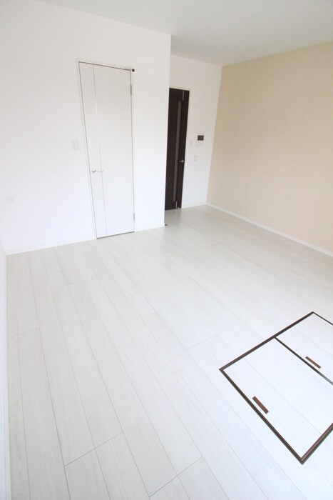 物件内観写真13　(居室)