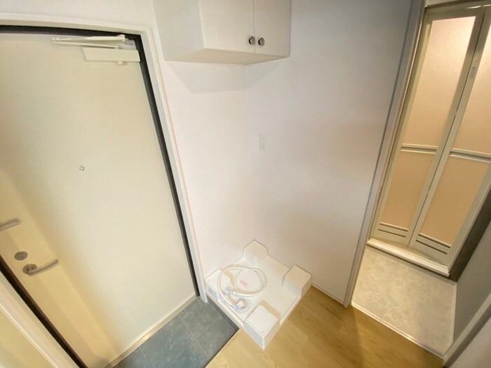 物件内観写真11　(洗濯機置場)