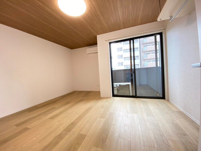 物件内観写真15　(居室)