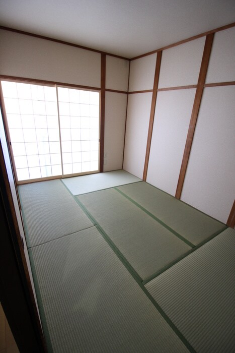 物件内観写真12　(居室)