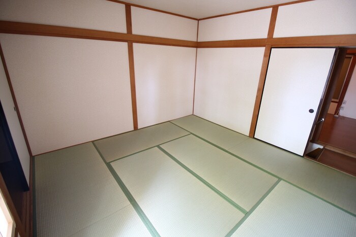 物件内観写真15　(居室)