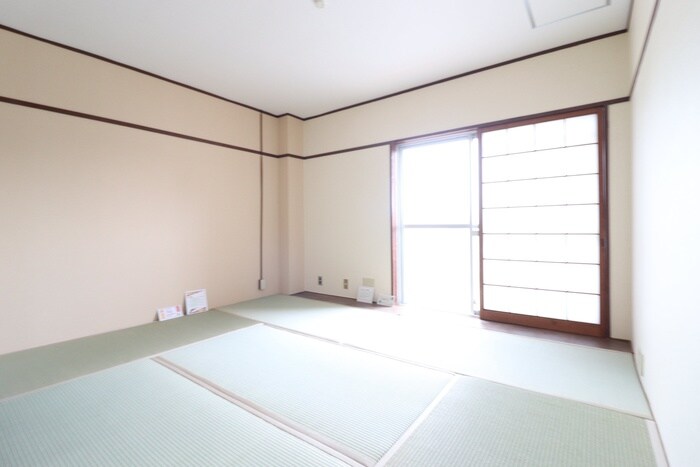 物件内観写真10　(居室)