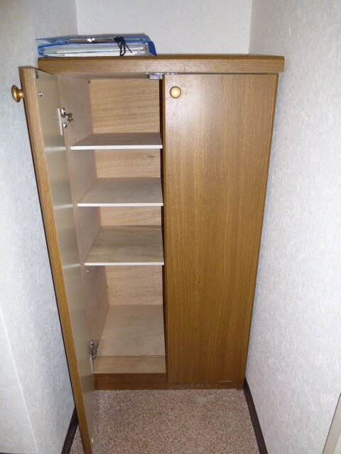 物件内観写真15　(靴箱)