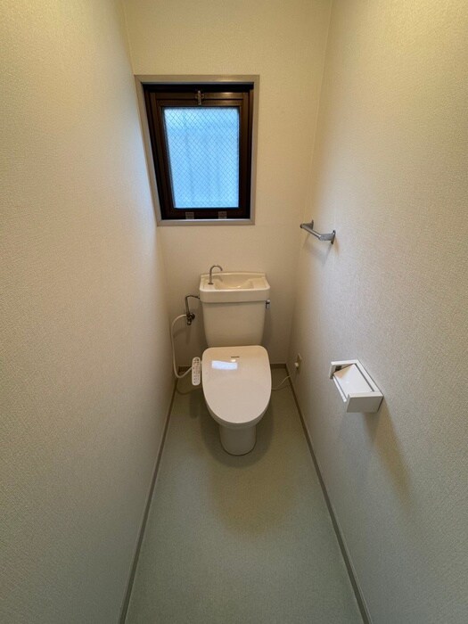 物件内観写真10　(トイレ)