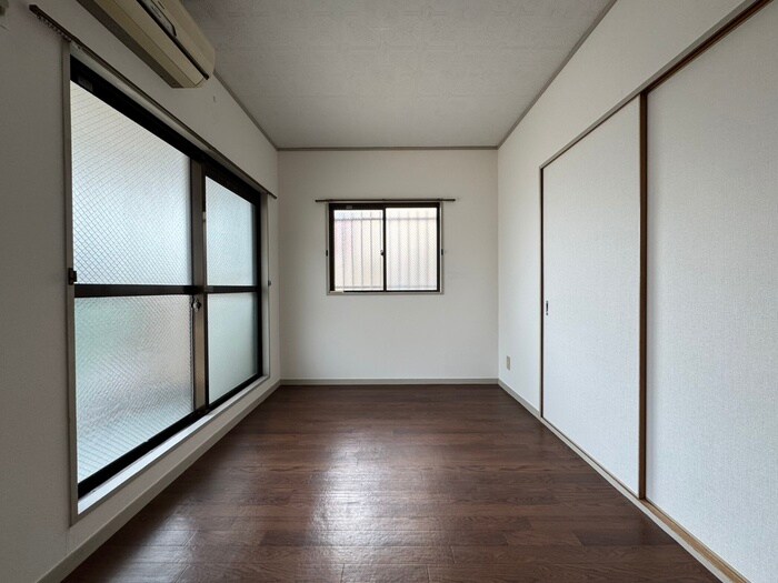 物件内観写真12　(居室)