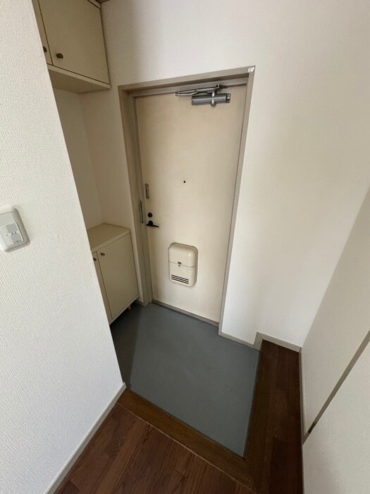 物件内観写真21　(玄関)