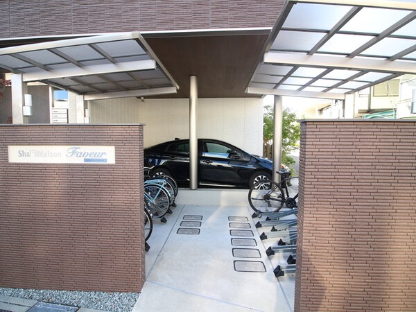 駐輪場