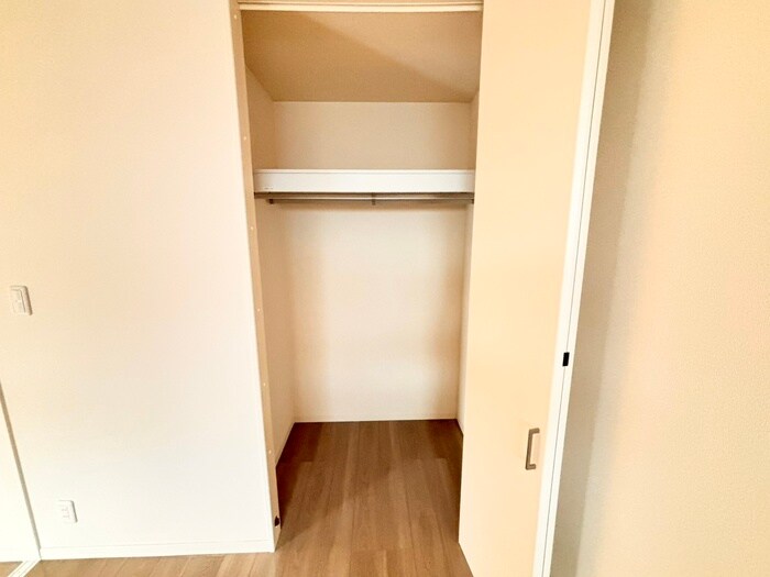 物件内観写真15　(収納)