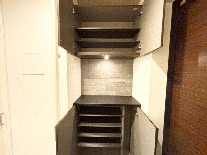 物件内観写真16　(靴箱)