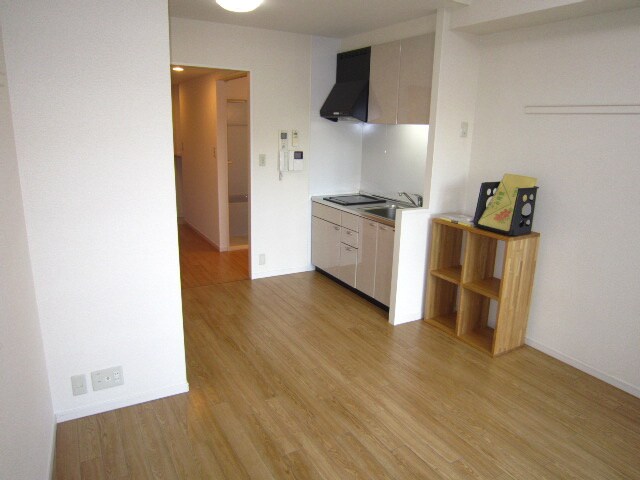 物件内観写真11　(居室)