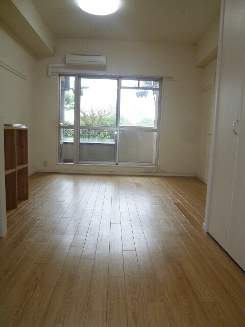 物件内観写真14　(居室)