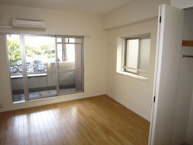 物件内観写真14　(居室)