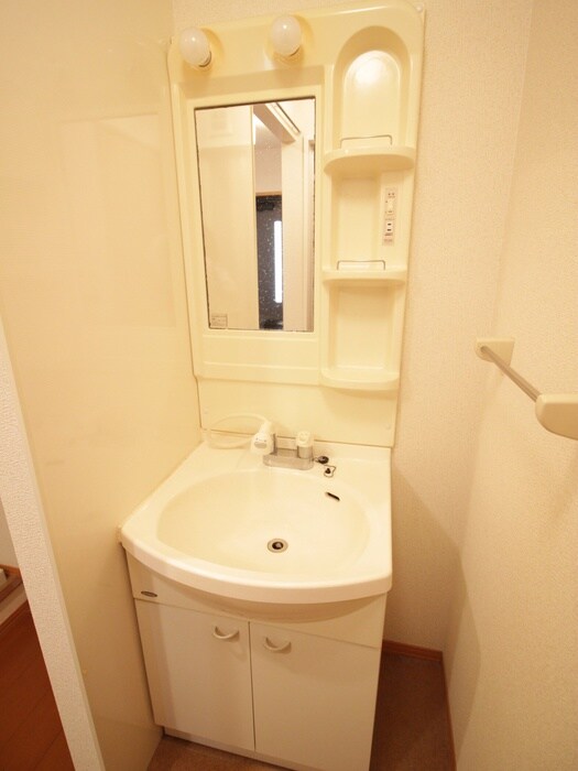 物件内観写真11　(洗面)