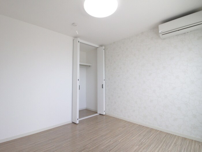 物件内観写真13　(収納)