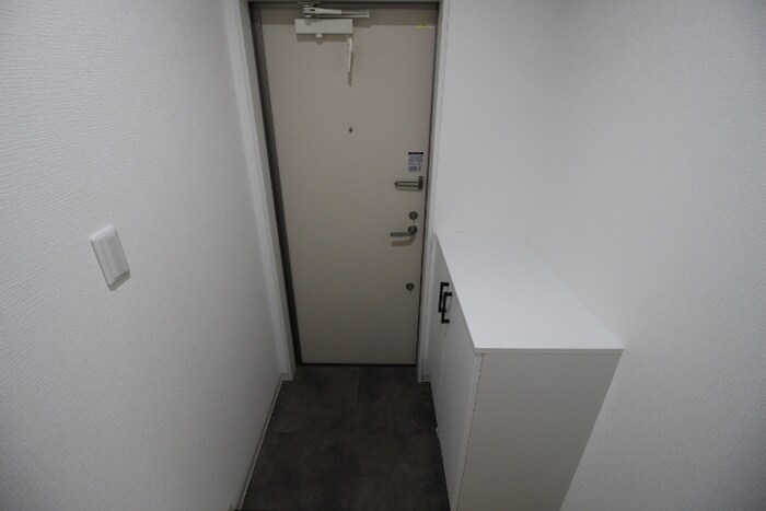 物件内観写真19　(玄関)