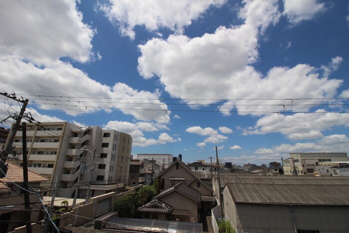 物件内観写真22　(室内からの展望)