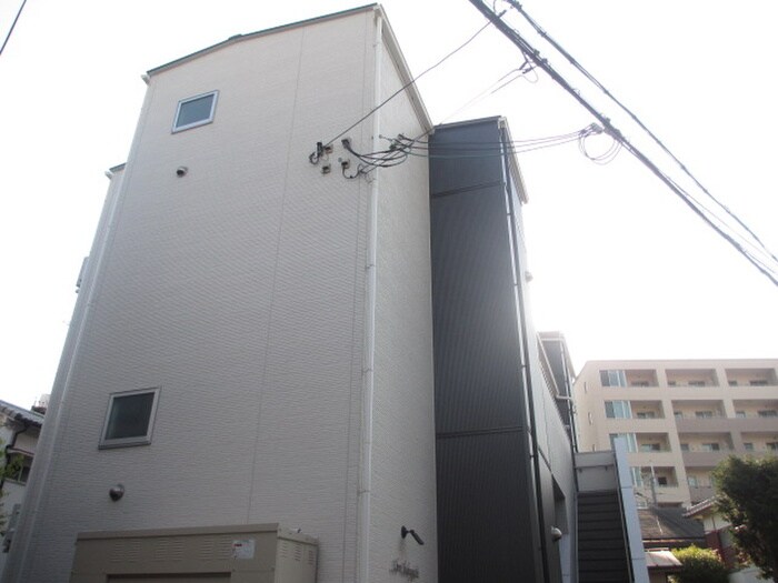 物件外観写真2　(外観写真)