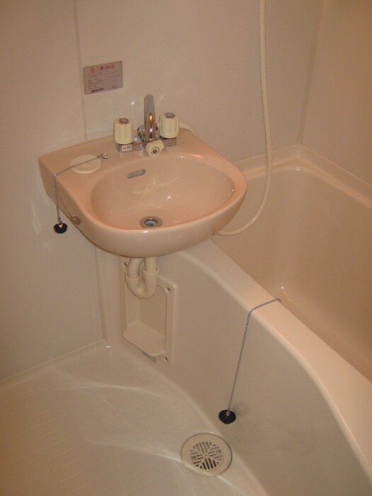 物件内観写真14　(バス／シャワールーム等)