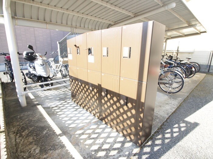 物件外観写真4　(建物設備)