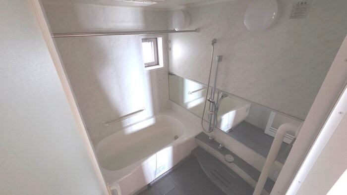 物件内観写真8　(バス／シャワールーム等)