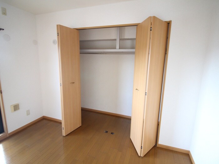 物件内観写真14　(収納)