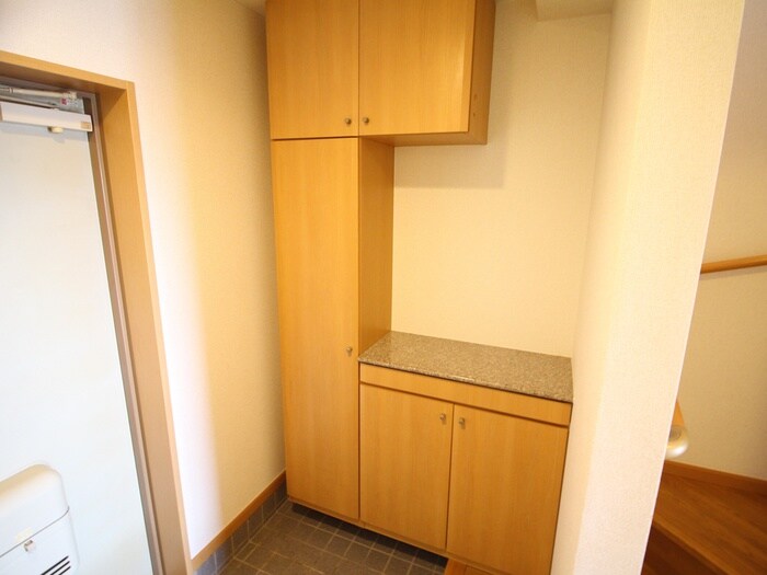 物件内観写真15　(廊下)