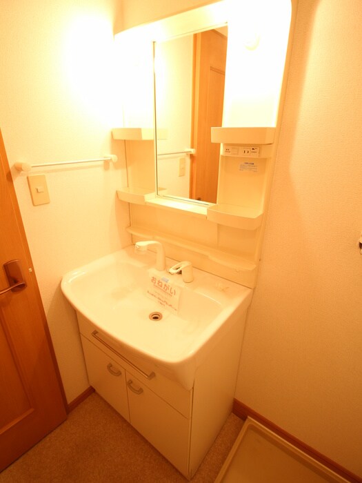 物件内観写真16　(洗面)