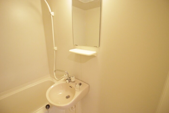 物件内観写真11　(洗面)
