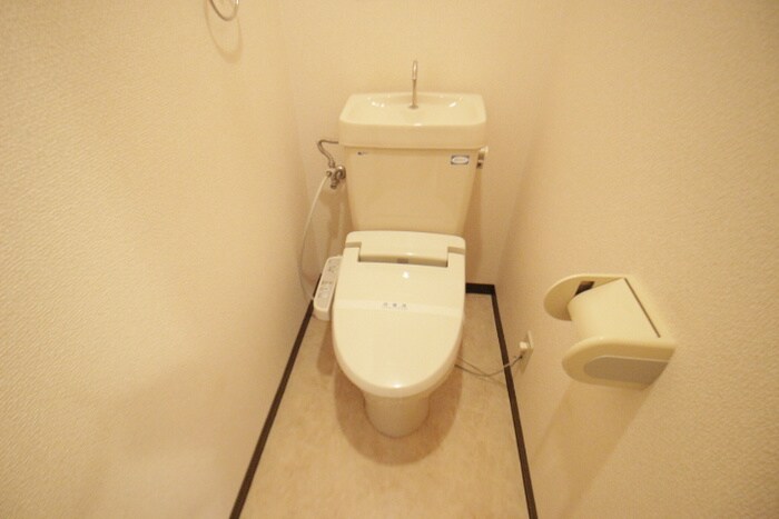 物件内観写真12　(トイレ)