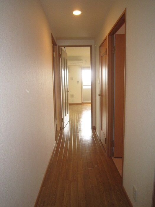 物件内観写真7　(廊下)