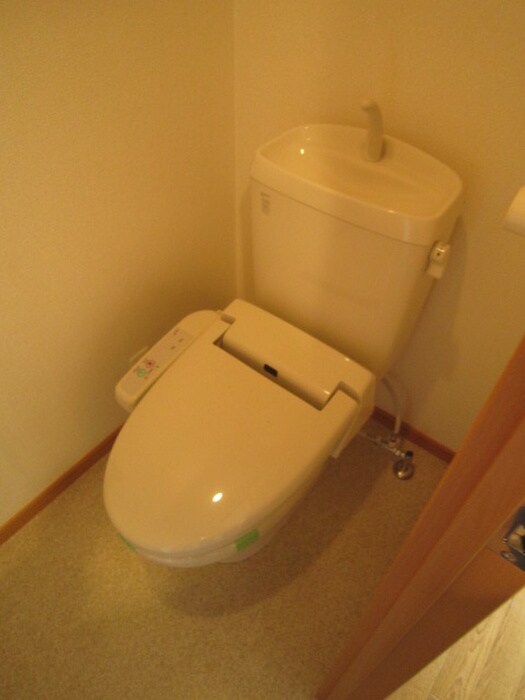 物件内観写真15　(トイレ)