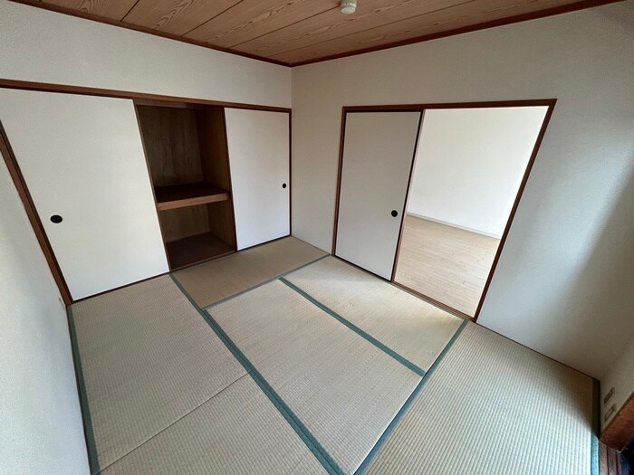 物件内観写真8　(居室)